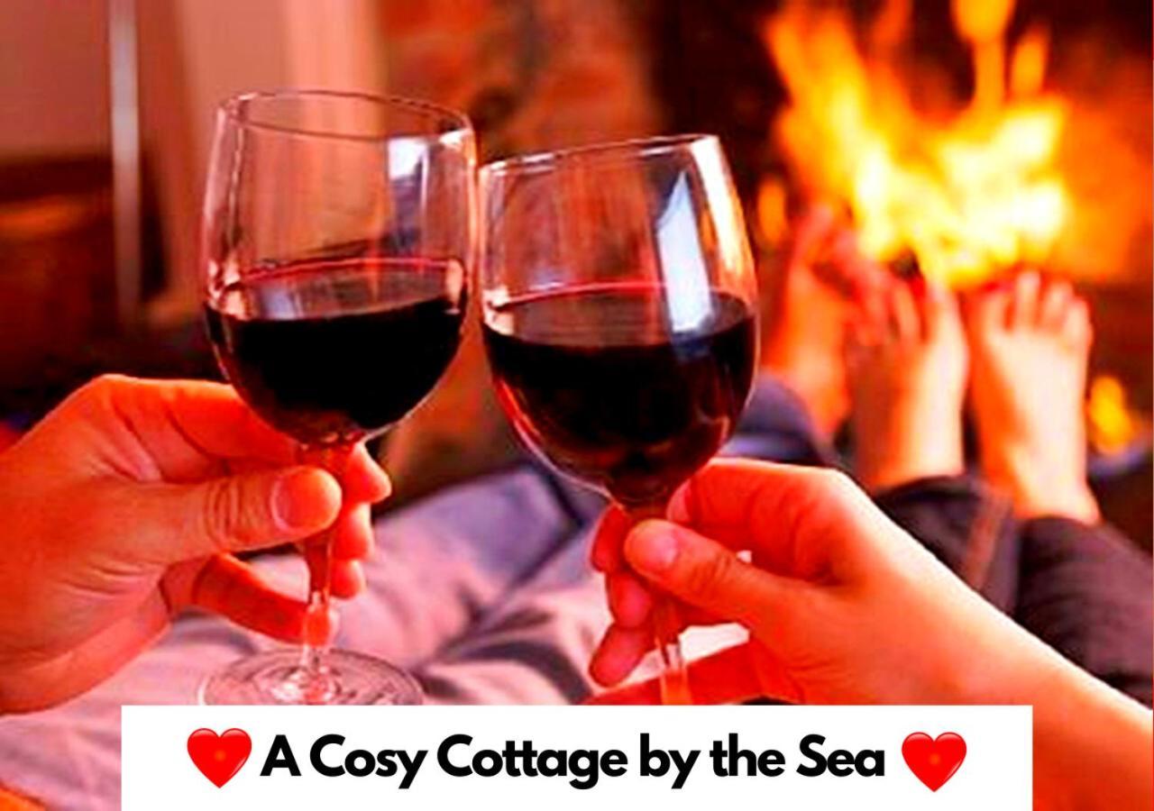 Romantic Lakeside Cottage By The Beach! With Super Cosy Log Burner! The Perfect Escape To Your Home From Home By The Sea! So Relaxing - You Won'T Want To Leave! Pet Friendly! مابليتورب المظهر الخارجي الصورة