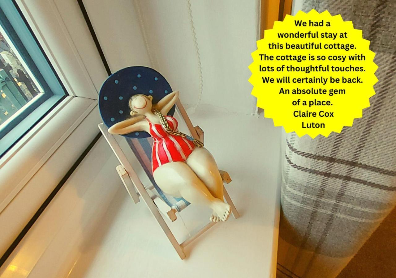 Romantic Lakeside Cottage By The Beach! With Super Cosy Log Burner! The Perfect Escape To Your Home From Home By The Sea! So Relaxing - You Won'T Want To Leave! Pet Friendly! مابليتورب المظهر الخارجي الصورة